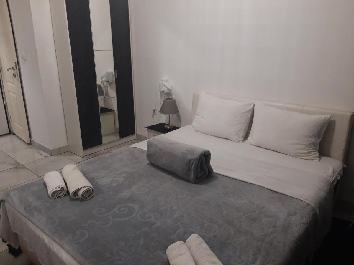 베오그라드 Lilishouse Prenociste 아파트 외부 사진